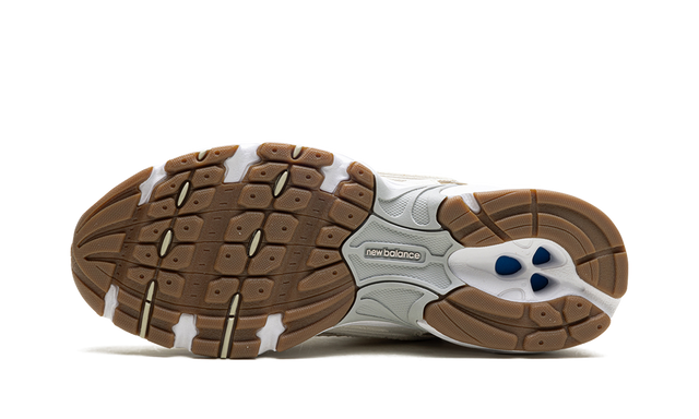 New Balance 530 Gres di Lino