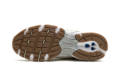 New Balance 530 Gres di Lino