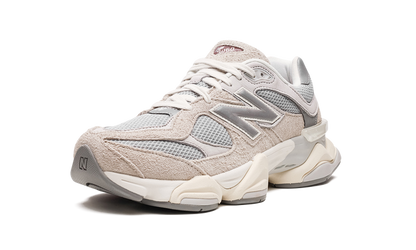 New Balance 9060 Capodanno Lunare Timberwolf Grigio