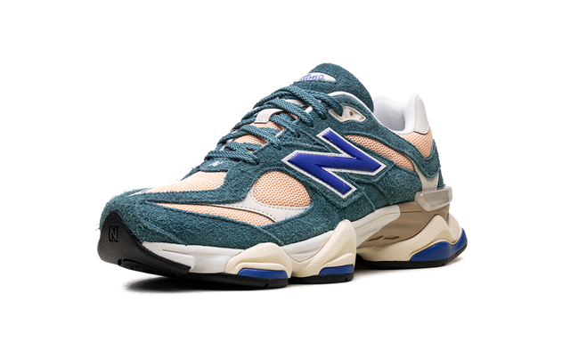 New Balance 9060 Nuovo Abete Viola