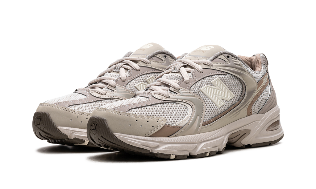 New Balance 530 Crema Beige