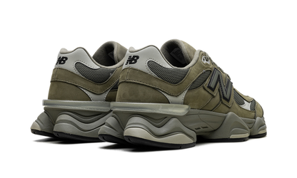 NB 9060 Olivina Scura