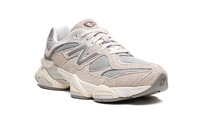 New Balance 9060 Capodanno Lunare Timberwolf Grigio
