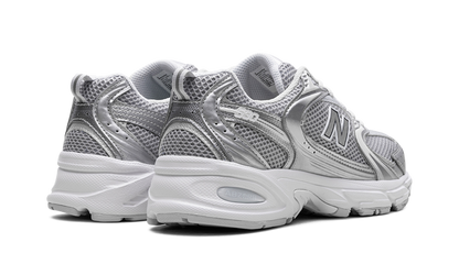 New Balance 530 Raggio di Luna Argentato Metallizzato