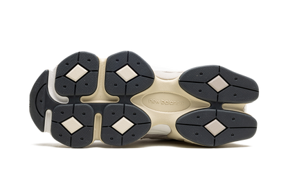 New Balance 9060 Lino Moonrock