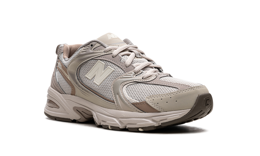 New Balance 530 Crema Beige