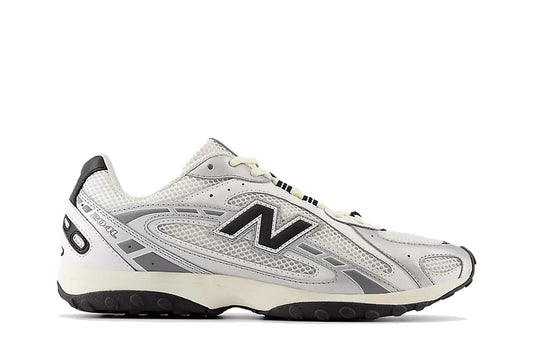 New Balance 204L Argento Metallizzato Nero